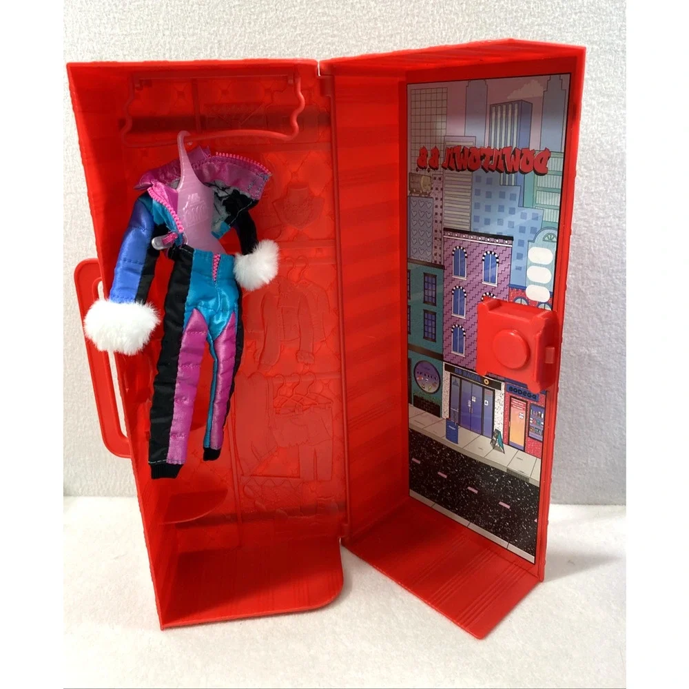 LOL OMG Surprise Winter Chill Icy Gurl Doll 2019 MGA 2 Travel Closets‎ Clothes